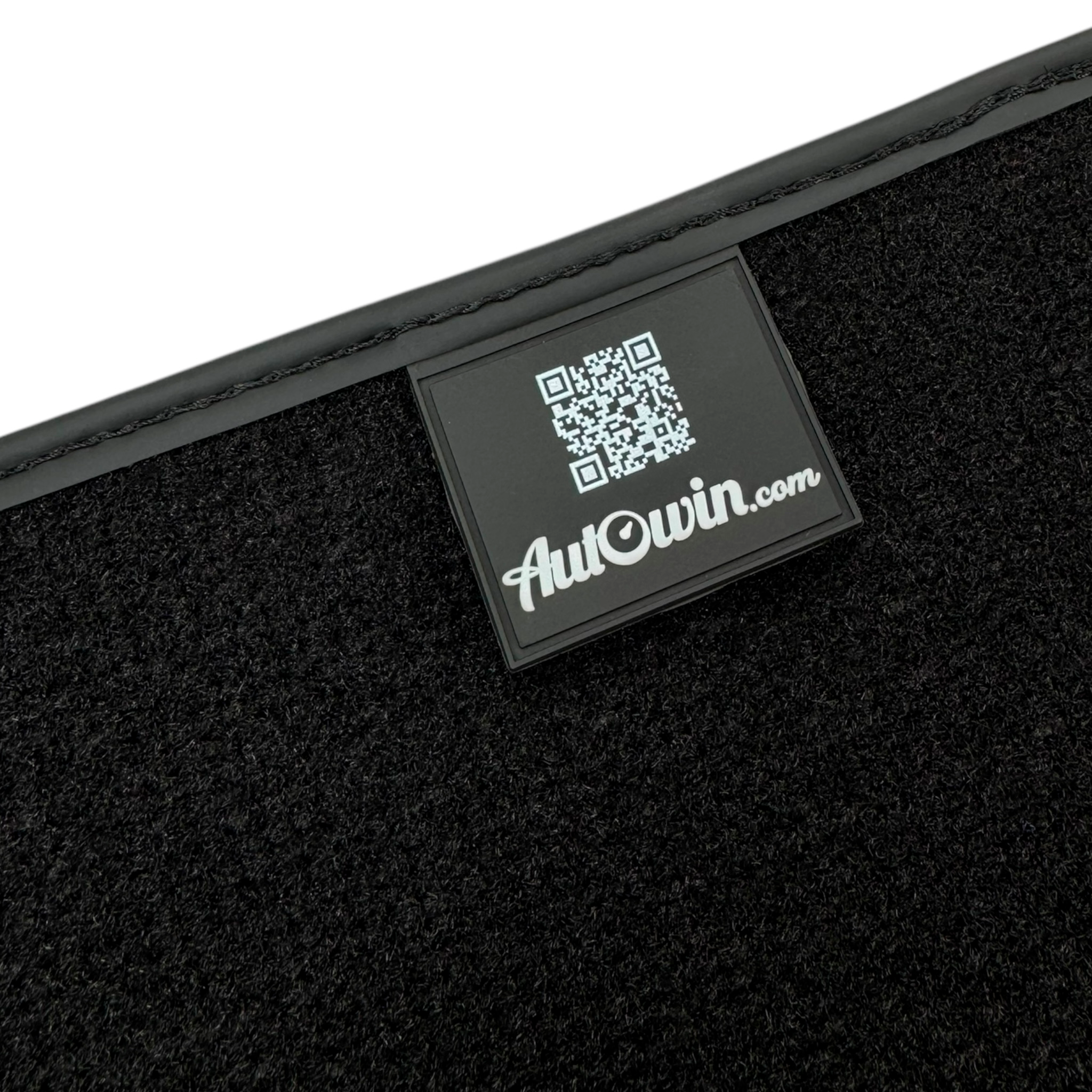 Black Floor Mats for Jeep Commander (2006-2010) with Leather | AutoWin - AutoWin