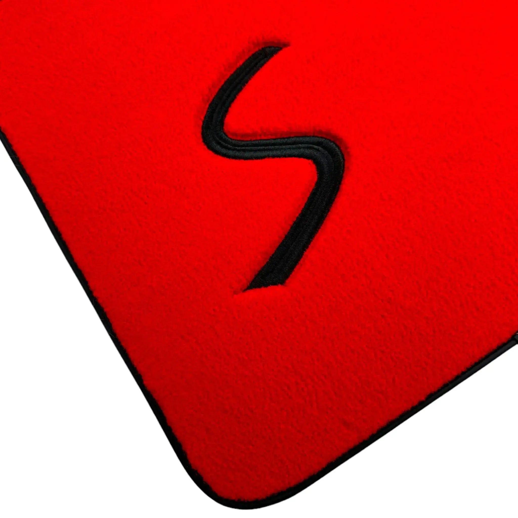 Red Floor Mats for Mini Countryman F60 Hybrid (2020-2023)