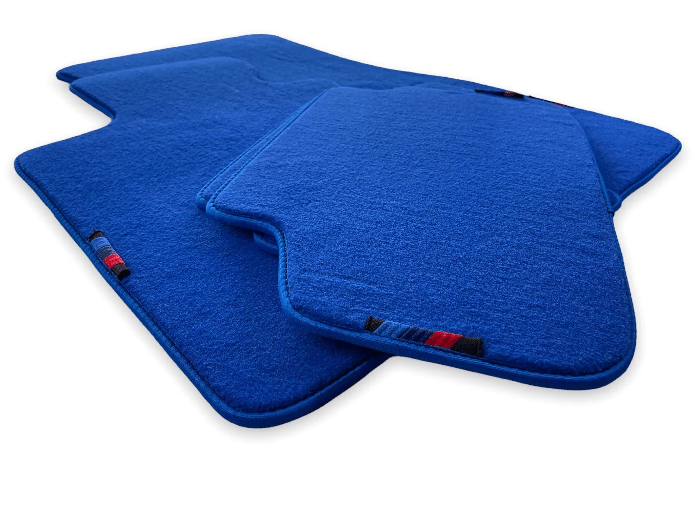 Blue Mats For BMW 5 Series E61 Wagon With M Package - AutoWin