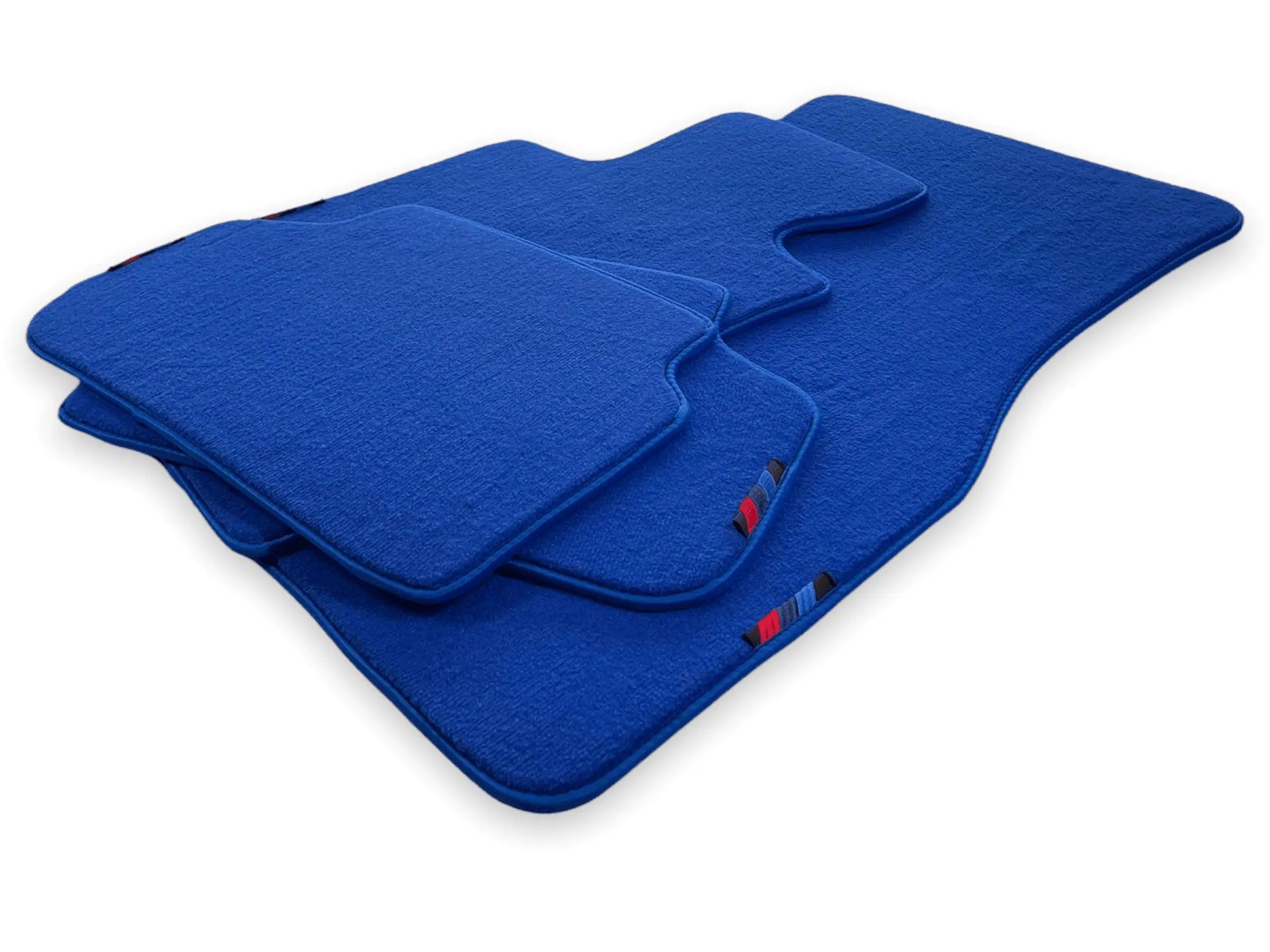 Blue Mats For BMW 5 Series E61 Wagon With M Package - AutoWin