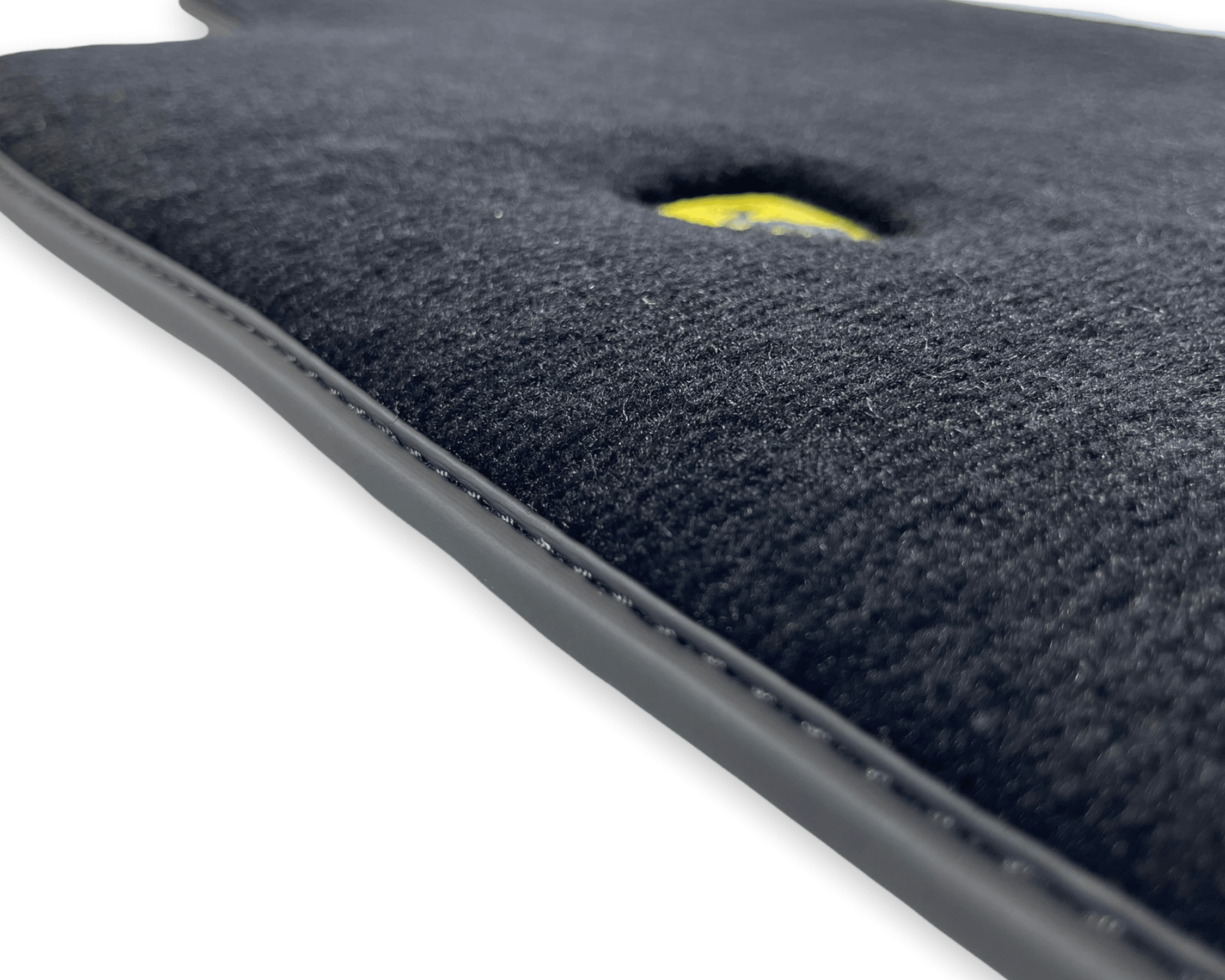 Floor Mats For Volvo V40 (2012-2019) - AutoWin